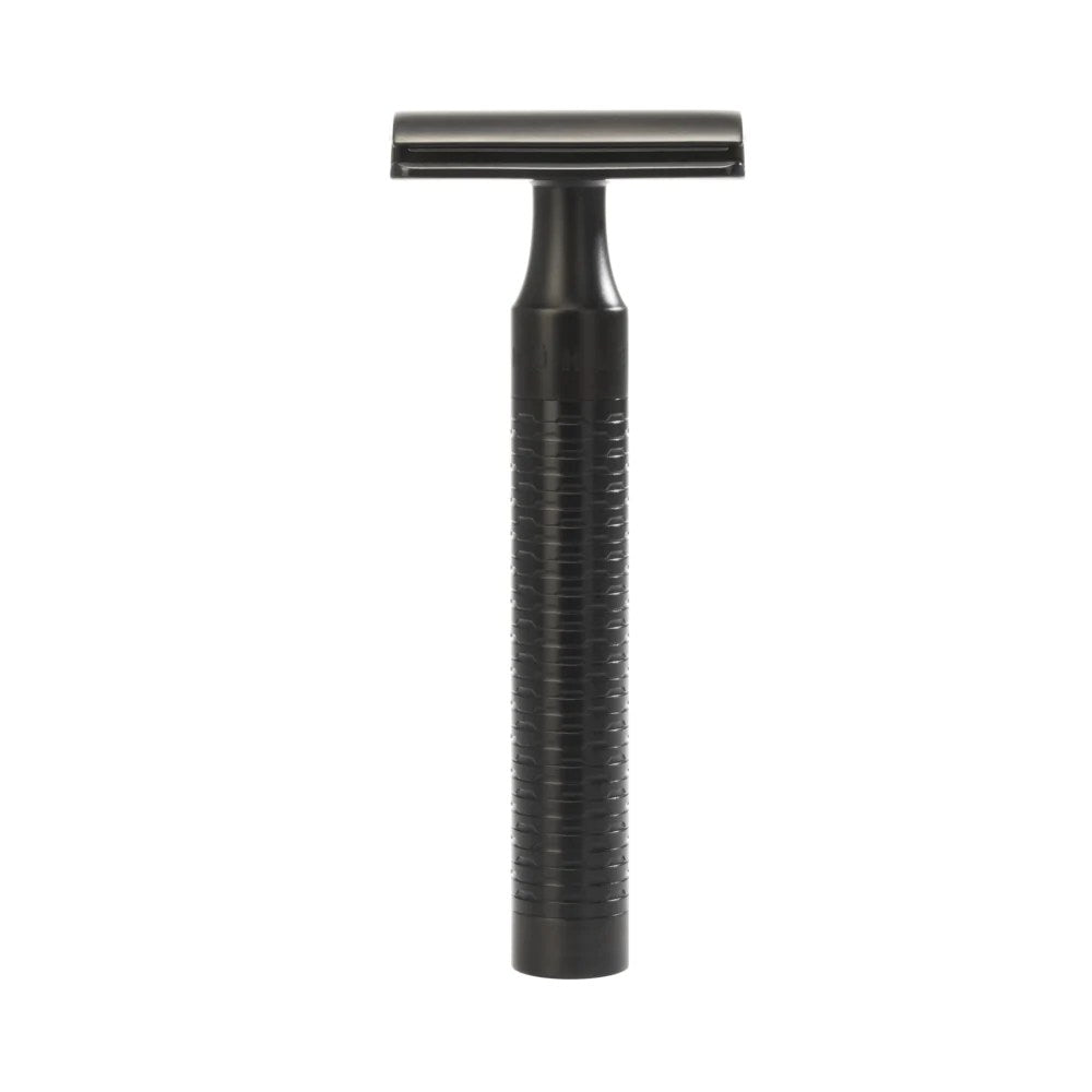

The Muhle Rocca R96 Jet Closed Comb In Stainless Steel Black.